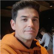 Soy monitor de fitness especializado en entrenamientos funcionales, acondicionamiento físico y bienestar integral.